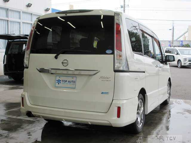 2011 Nissan Serena