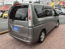 2012 Nissan Serena