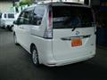 2011 Nissan Serena