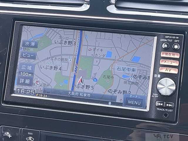 2011 Nissan Serena