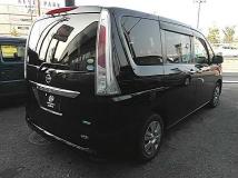 2011 Nissan Serena