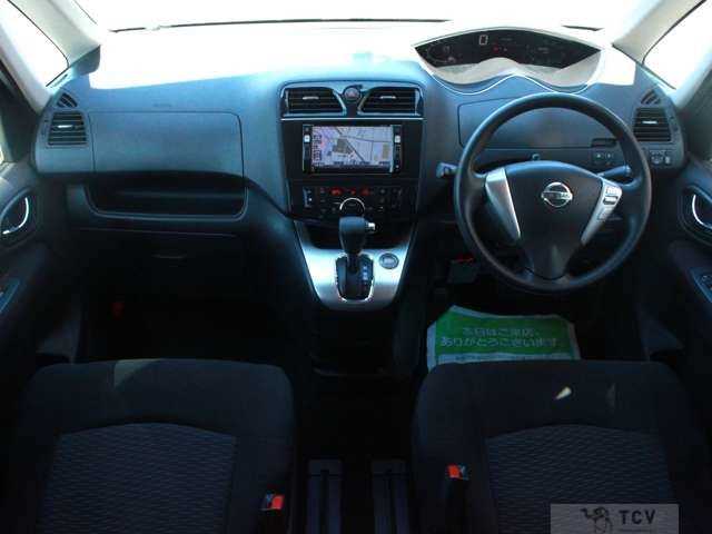 2011 Nissan Serena