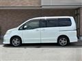2008 Nissan Serena