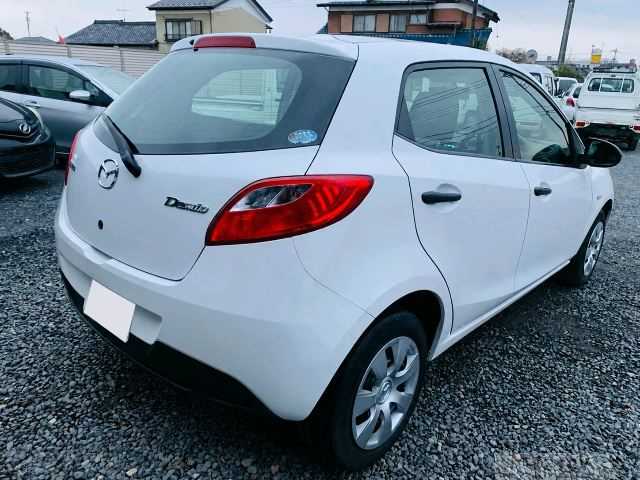 2011 Mazda Demio