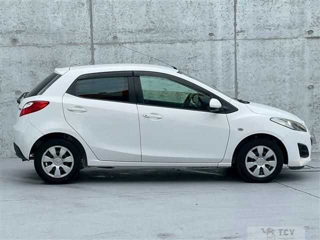 2011 Mazda Demio