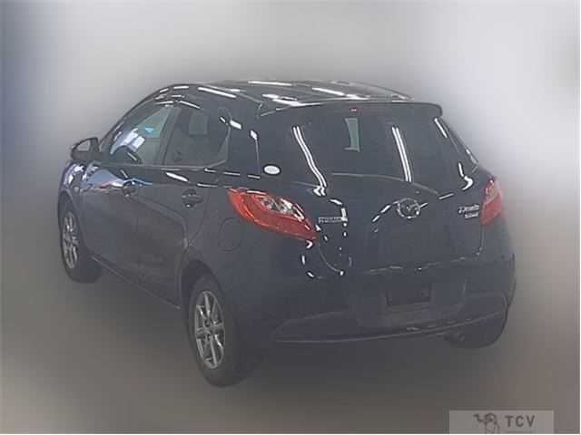 2014 Mazda Demio