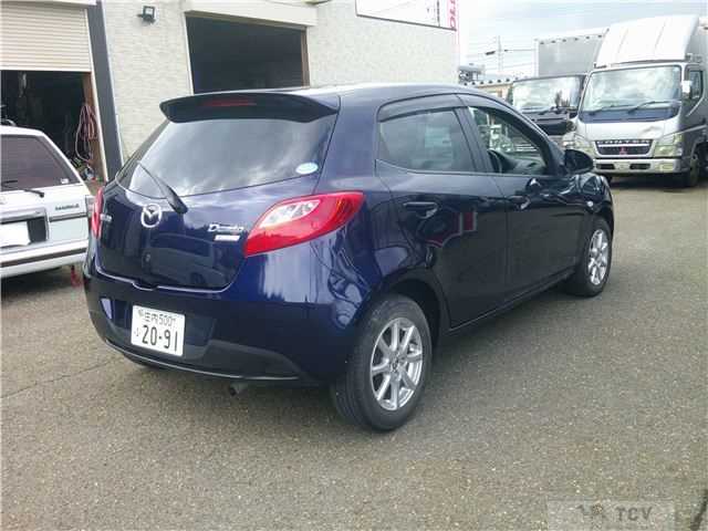 2013 Mazda Demio