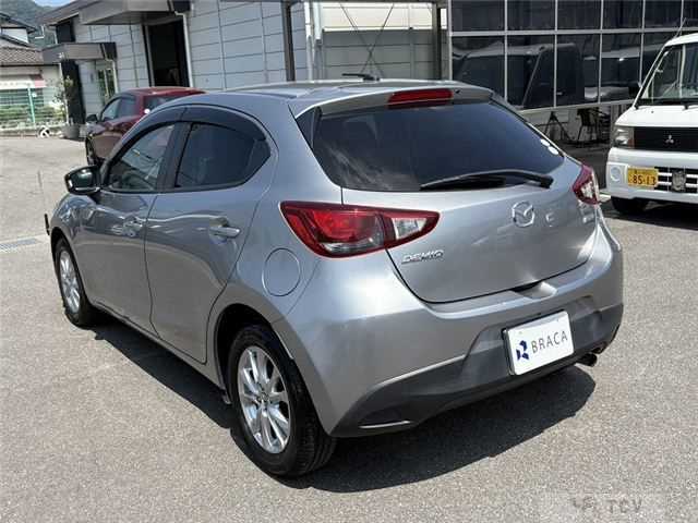 2015 Mazda Demio