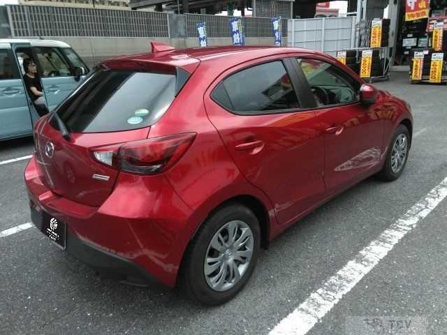 2018 Mazda Demio