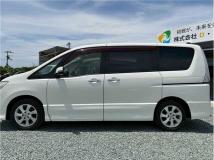2011 Nissan Serena