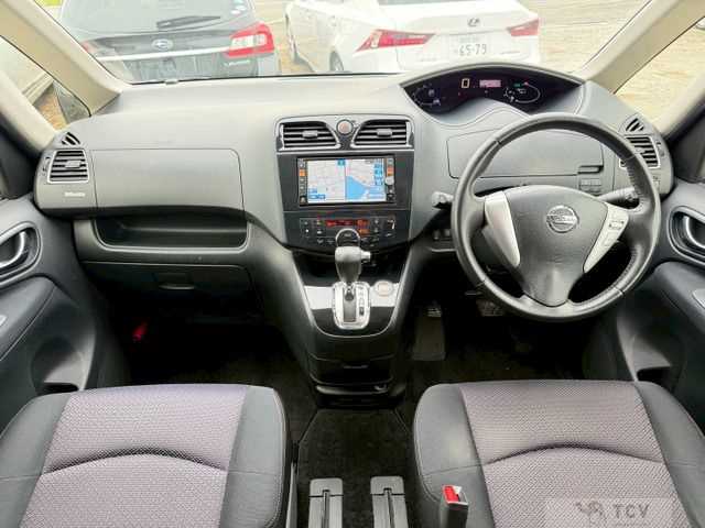 2012 Nissan Serena