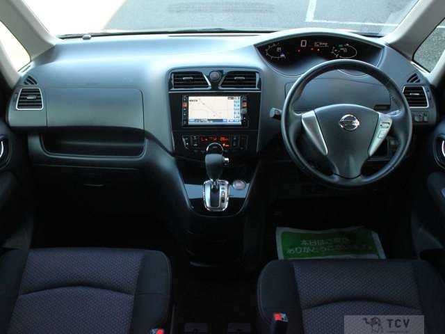 2011 Nissan Serena