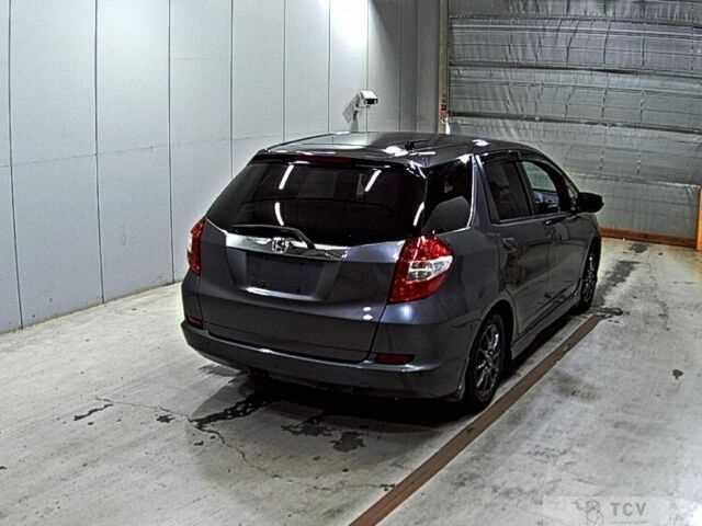 2012 Honda Fit shuttle