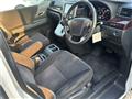 2013 Toyota Alphard