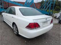 2004 Toyota Crown