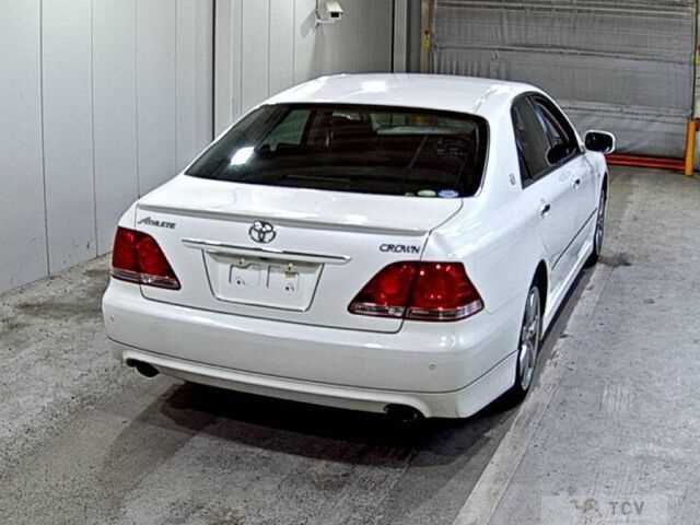 2004 Toyota Crown