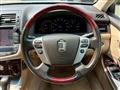 2011 Toyota Crown Royal Series