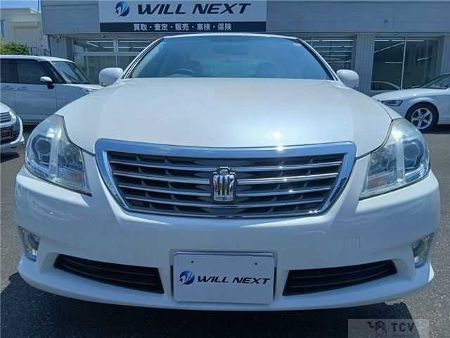 2012 Toyota Crown