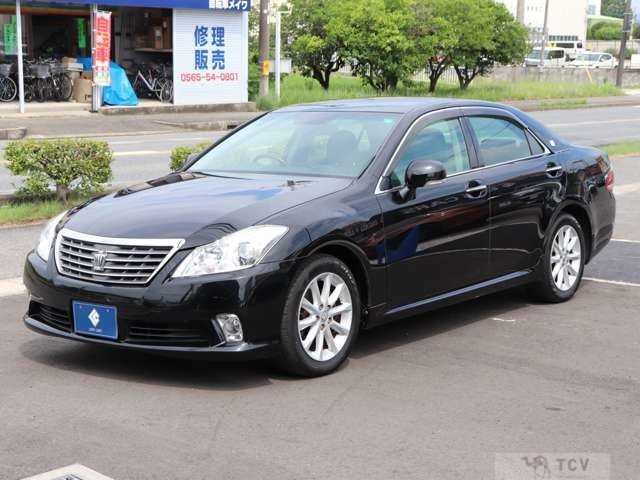2011 Toyota Crown Royal Series