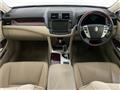 2011 Toyota Crown