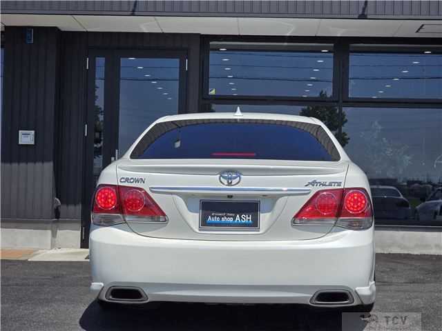 2012 Toyota Crown