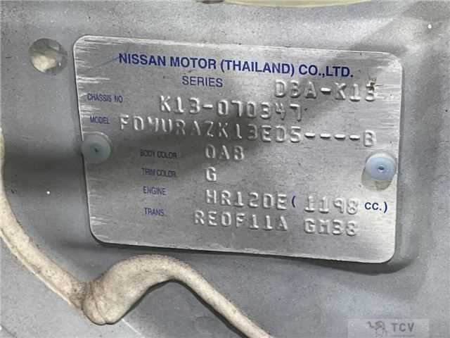 2017 Nissan March