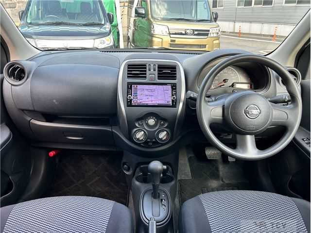 2017 Nissan March