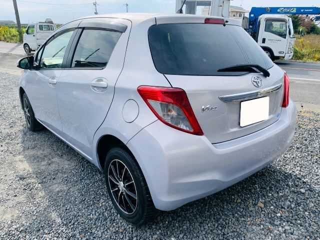 2012 Toyota Vitz
