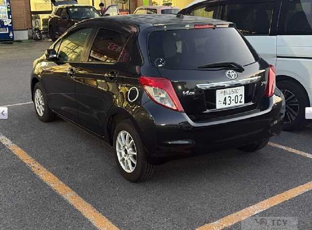 2011 Toyota Vitz