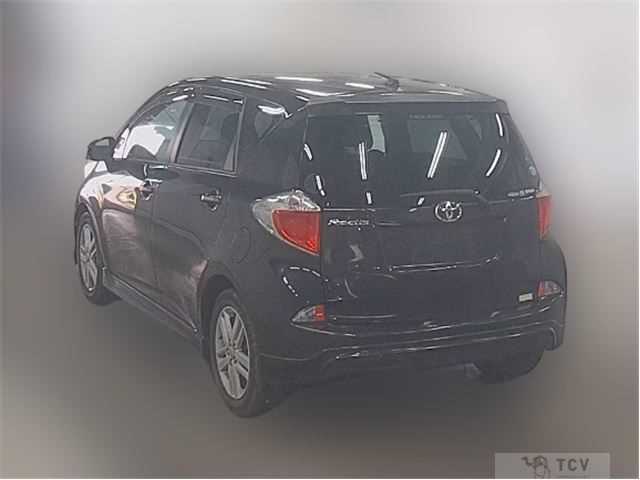 2011 Toyota Ractis