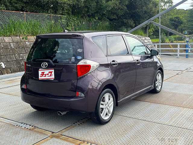 2010 Toyota Ractis