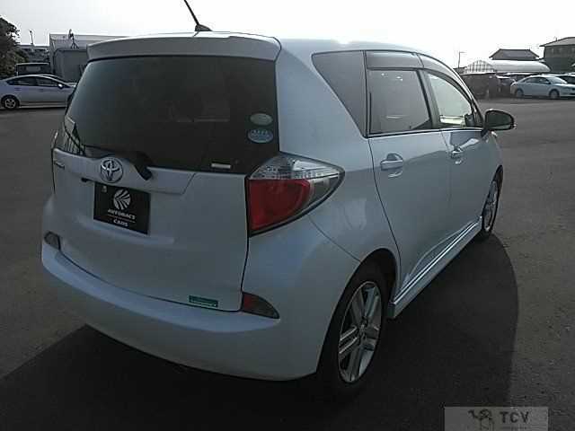 2011 Toyota Ractis