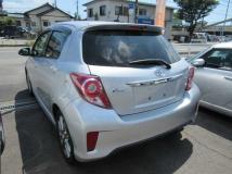 2011 Toyota Vitz