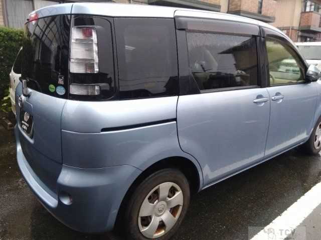 2012 Toyota Sienta