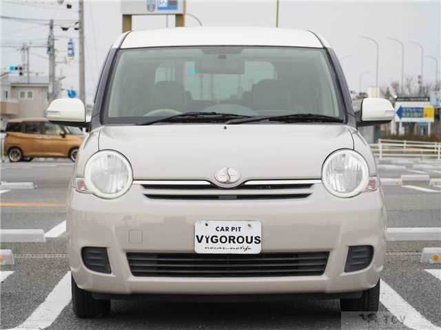 2006 Toyota Sienta
