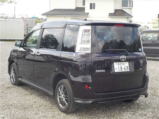 2013 Toyota Sienta