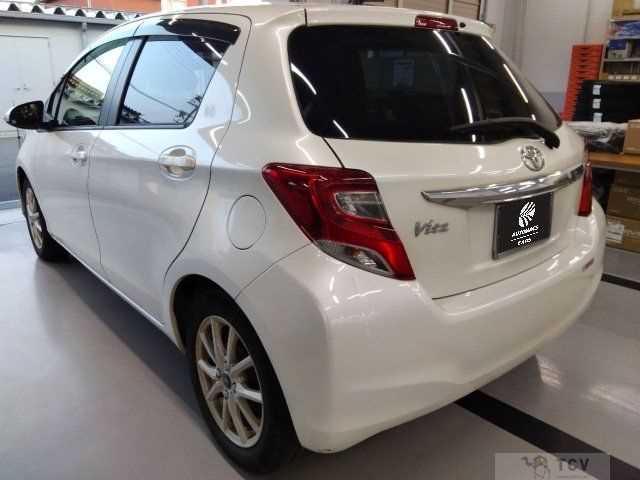 2015 Toyota Vitz