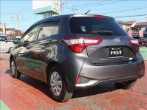 2017 Toyota Vitz