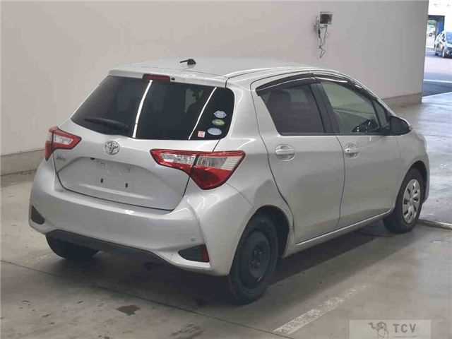 2017 Toyota Vitz