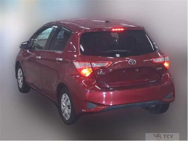 2017 Toyota Vitz