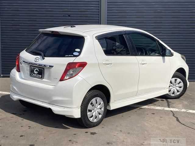 2011 Toyota Vitz