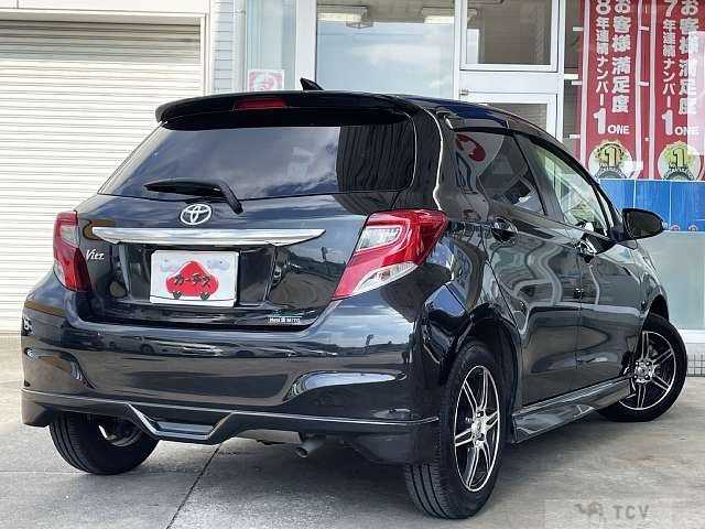 2016 Toyota Vitz