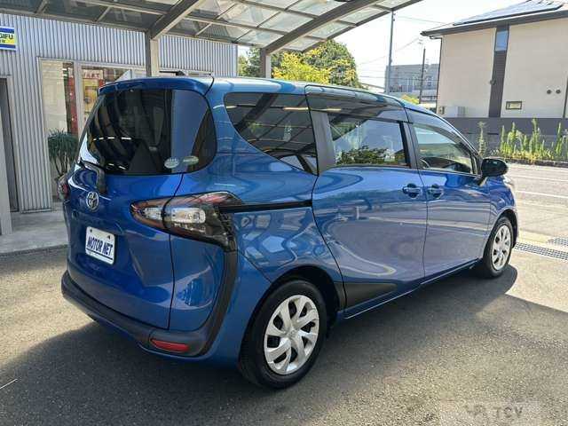 2016 Toyota Sienta