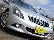 2014 Nissan Skyline