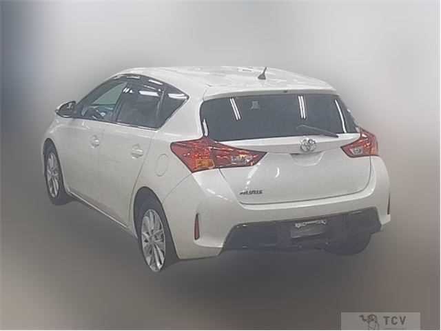 2013 Toyota Auris