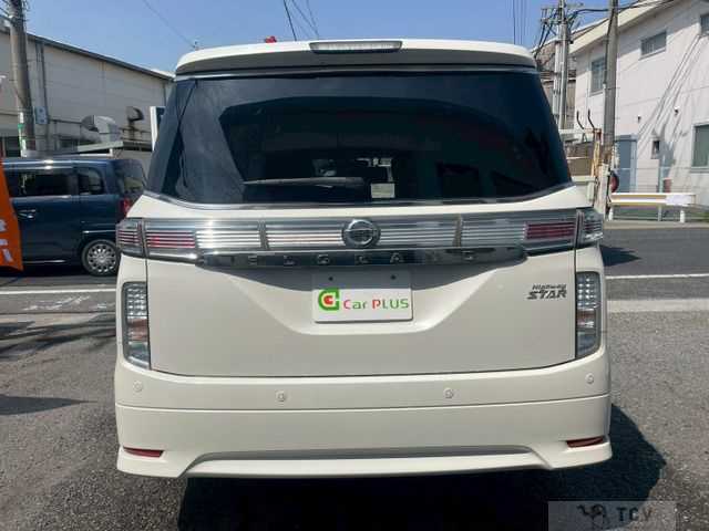 2015 Nissan Elgrand