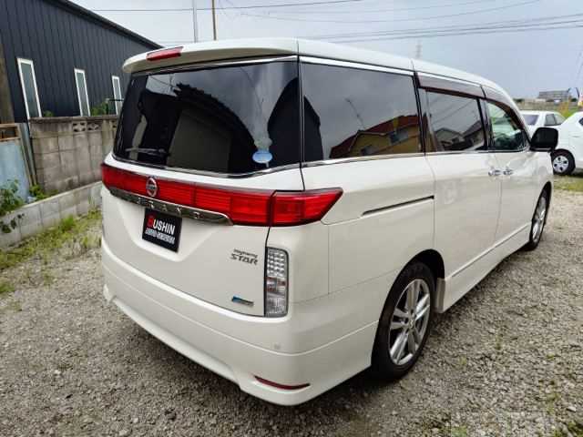 2011 Nissan Elgrand