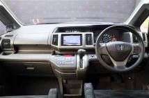 2013 Honda Step WGN