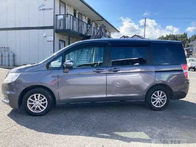 2014 Honda Step WGN