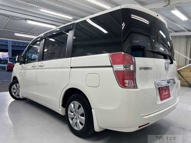 2011 Honda Step WGN